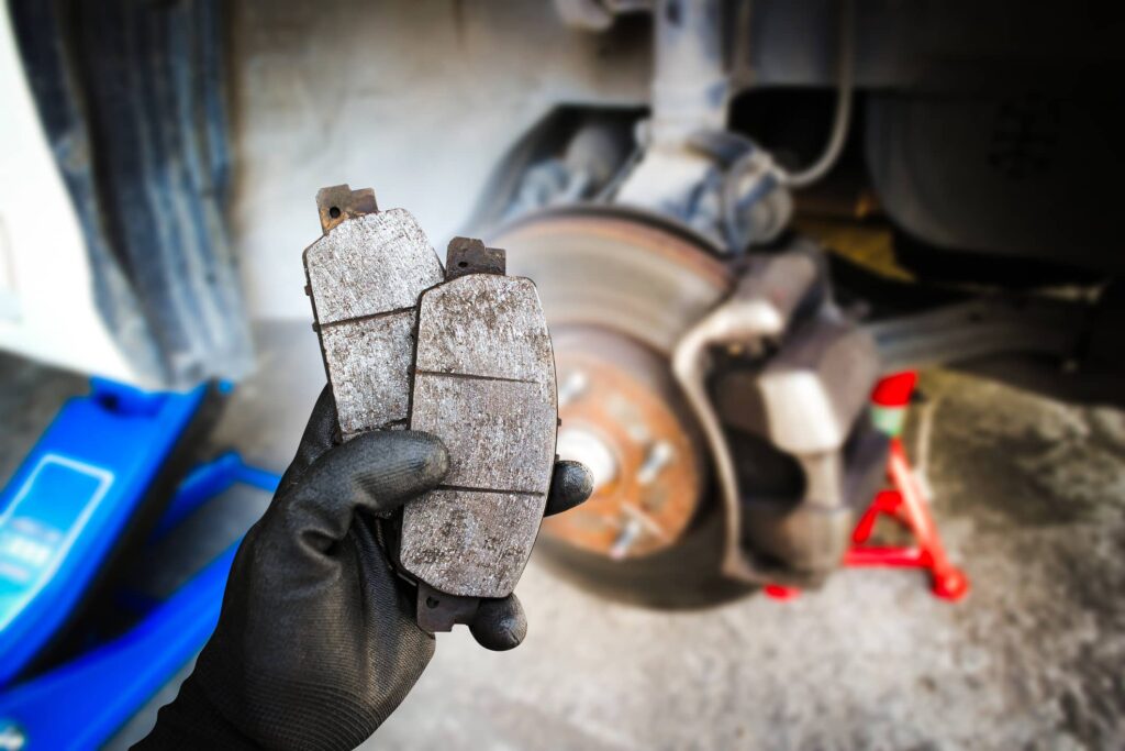 Warning Signs That You Need New Brakes